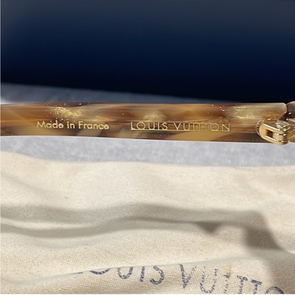Louis Vuitton Ava Honey Tortoise Sunglasses - Picture 3 of 5